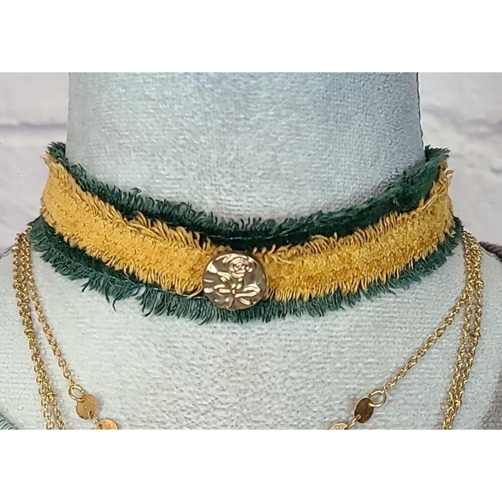 Handmade Rustic Boho Button Choker Necklace - Picture 2 of 5